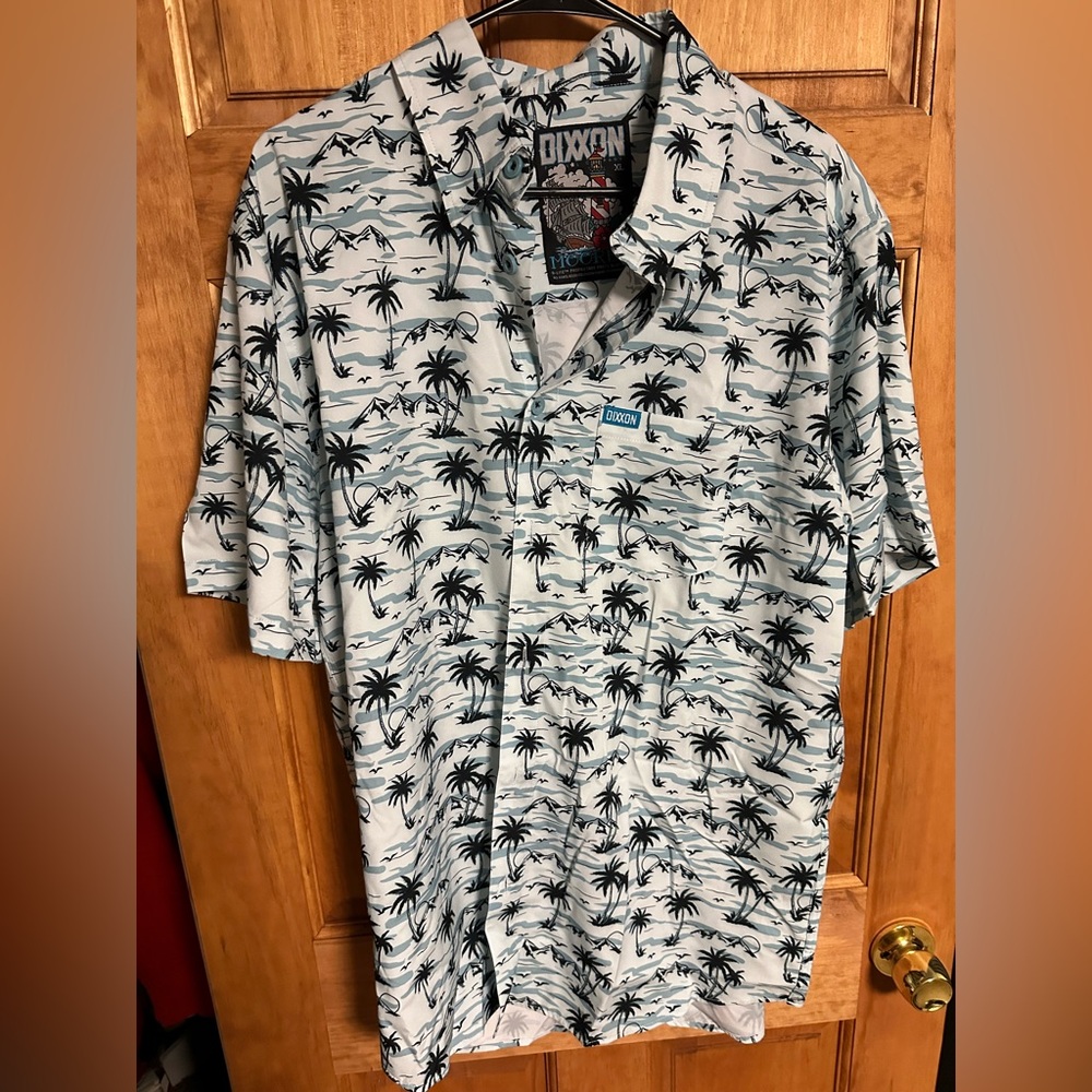 Dixxon “Moorea” party shirt